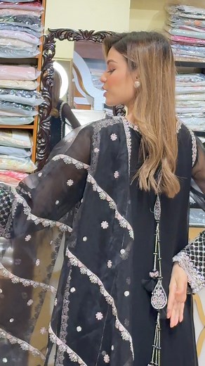 93K views · 320 reactions | #Baroque RTW | La- Donna | Facebook