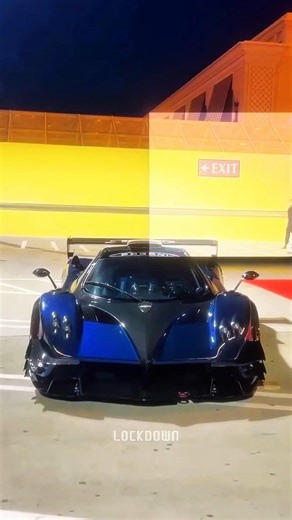 This Hypercar is Absolutely Insane #pagani #automotive
