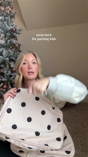 Packing Cubes: Essential Travel Hack for Moms
