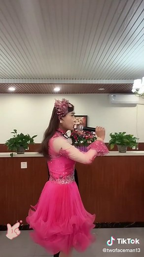 #hermaphrodite #twofacemakeup #bisexuality #fyp #tiktok