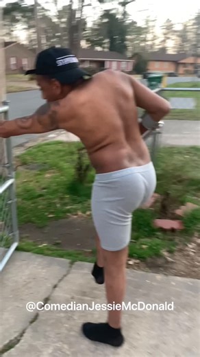 Jessie McDonald on Instagram: "It was at that point I knew I f@#k up @dukesfamilykennel 😂😂😂😂🤦🏽🤦🏽🤦🏽 #foryoupagereels #foryoupageシ #funnyreels #fypシ゚viralシ #dancers #fightcoronavirus #foryourpage #family #loveyou #highlight #dogs"