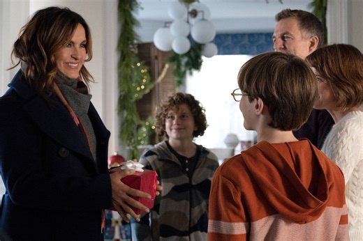 Did You Know There Are Law & Order: SVU and Organized Crime Christmas Episodes?
