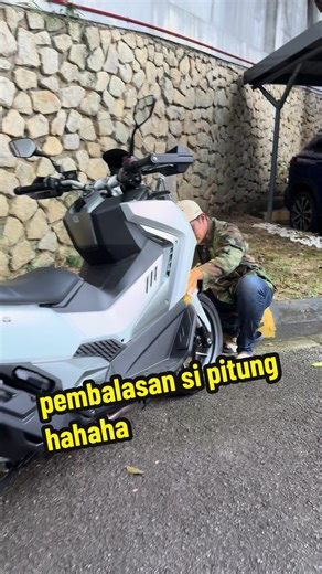 haahaha.. kita balas wehhhhl