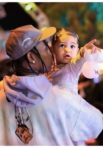 Daddy’s girl 🤎 | stormi webster