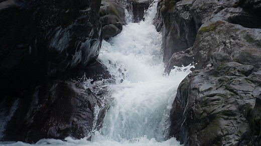 In 2017, we redefined fly-rod precision with the debut of Helios 3, acclaimed for its light weight and phenomenal strength, but what really launched H3 to a level far above the competition was an unheard-of level of accuracy, which remained unmatched . . . until now. This is the new Helios, 4X more accurate than its predecessor, the previous industry benchmark. Pushing accuracy and fly placement into the realm of total intuition, Helios represents the industry’s biggest leap forward to date. The