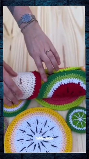 Wow so beautiful crochet table runner #crochettablerunner #crochetcrosai #crochetdecor