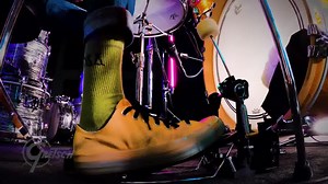 Ultra-innovative Gretsch artist @markguiliana really opens up, as he "test drives" this Brooklyn Micro kit. And check out in the eye-catching new Gold Sparkle finish. . . . #brooklyn #micro #usa #drums #gretsch #gretschdrums #drumming #drumlife | Gretsch Drums