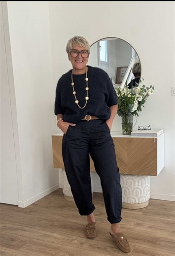 Simple and Chic Outfit Ideas for Women Over 60