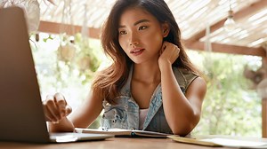 Best Laptops for Digital Nomads to Work Remotely [2023] - Acer Corner