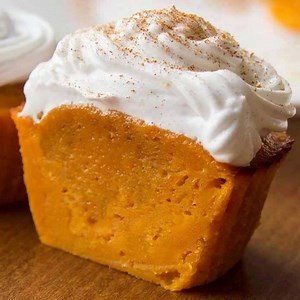 Ready for pumpkin?? Try the BEST pumpkin recipe ever --Impossible Pumpkin Pie Cupcakes!!! Get the recipe --> http://cakescottage.com/2014/09/11/impossible-pumpkin-pie-cupcakes/2/ | Spaceships and Laser Beams