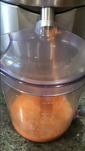 SATISFYING SOUNDS OF JUICER/MAKING 🥕 🥕🍇 🍇 & GRANADINE JUICE#asmr #asmrsounds #short #shorts