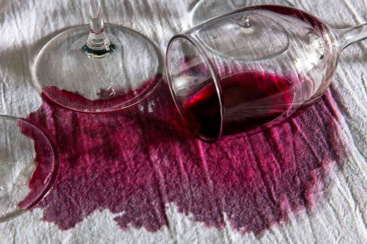 5 Easy Ways to Get Rid of Red Wine Stains