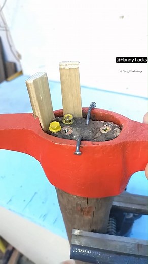 7.9K views · 20 reactions | Pickaxe & mattock handles that never slip—pro tips inside! ⛏️#handytips #handyhacks #diytips #easyfix | Handy Hacks | Facebook