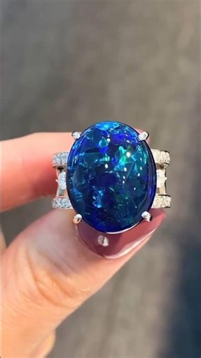 The Rare Tanzanite vs the Fiery Opal – Storm vs Prism Showdown!