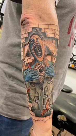 Mix of most of the album’s covers of Pink Floyd Tattoo artist: @estellep_ink @undergroundtattoos_enfield ⠀ . ⠀ #londontattoo #pinkfloydtattoo #londontattooartist #pinkfloyd #eddieironmaiden #darksideofthemoon #pinkfloydanimals #thewall #thewalltattoo #thedivisionbell #thedivisionbelltattoo #musictattoo #tattooideas #enfieldtown | Underground Tattoos Enfield
