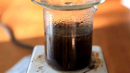 Extracting caffeine from coffee