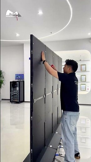Supports multi-device splicing#MileStrong #leddisplay #ledscreen #ledposterscreen #cr7