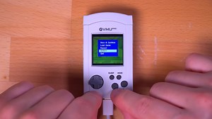 终极 Dreamcast 记忆卡，功能齐全 | VMU Pro
