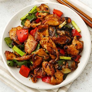Chicken with Black Bean Sauce - chinese cuisine | Khin's Kitchen