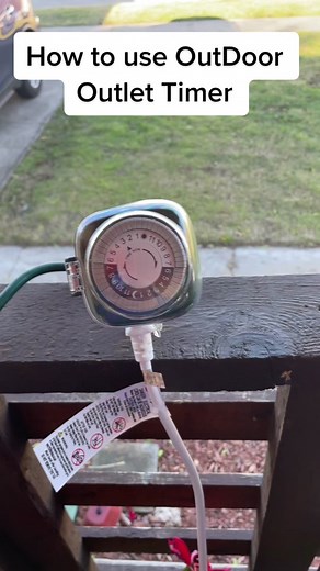 I needed a tutorial on how to use this outdoor timer and couldn’t find ine here on TikTok so here we are. #outdoor #Outlet #Timer #Steak #Christmas #Lights #set #How #To #Tutorial #Light #Day #Night
