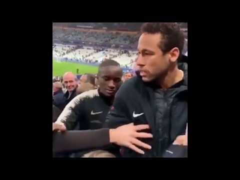 Neymar punches fan