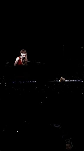 Surprise Piano Songs: Cassandra x mad woman x I Did Something Bad 🤯 Toronto N5 🇨🇦 #torontotstheerastour #taylorswift #taylornation #erastour @Taylor Swift