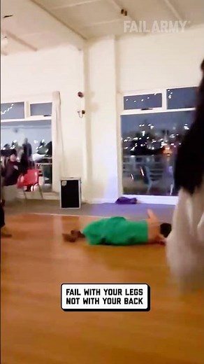 do dirty dancing lifts ever go well? 💃🕺😵‍💫