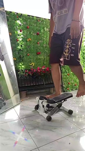 Maximize Your Workout with a Mini Stepper