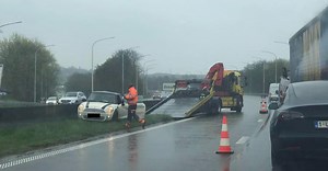 Accident sur l’A54 dans le sens Nivelles vers Charleroi, à Gosselies