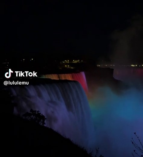 Niagara Falls lululemu: peaceful waterfront moments