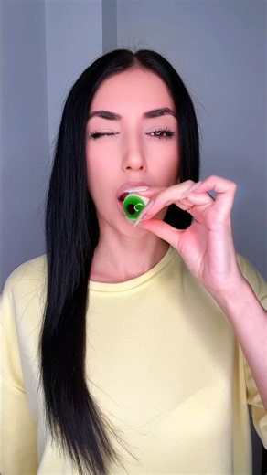 👁️