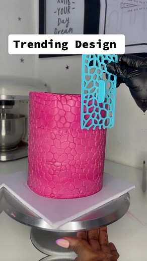 Here is a buttercream cake I saw this design on Instagram and i decided to try it out👍😍 . . . #learnontiktok #foryoupage #foryou #foryoupageofficiall #foryoupageofficiall2023 #goviral #bakersoftiktok #fypシ