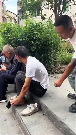 #BalliBotMogis #TrendingReels #TrendingReels #Foryoupage ##FYP #FYP #ViralTikTok #MillionViews #TechMagic #SmartBot #AlTrend #robotvibes