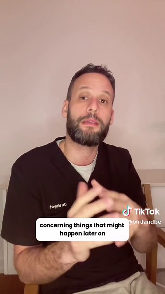 Curious about mono mono twins? 🤔 Dr. Dan explains: Mono mono twins occur when a single embryo splits into two. If the split happens early, you get two identical twins, each with their own placenta and sac. But if the split occurs later, you might have one sac with two placentas. Fascinating, right? Have more questions? Drop them in the comments below! #twins #ttc #monomonotwins #pregnancy