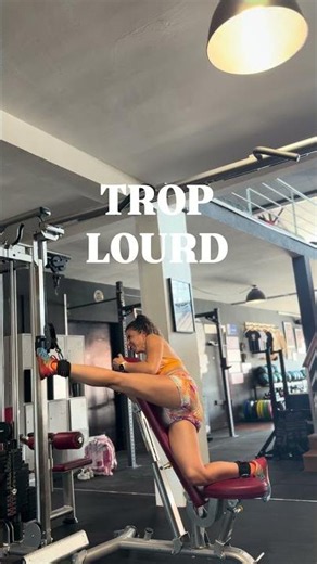Je crois que j’ai mis un peu trop lourd 😅🤣 #fitgirl #humour #fitness #musculation
