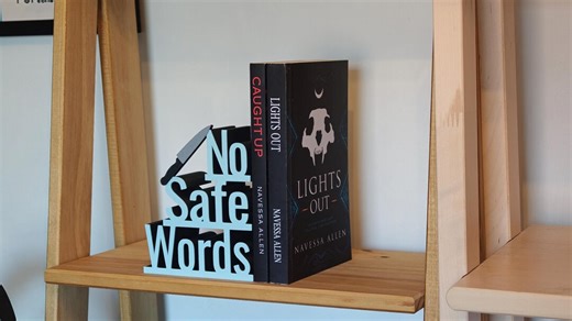 No Safe Words Shelf Ornament | Lights Out Gift | Navessa Allen | Dark Romance Decor | Bookend - Etsy