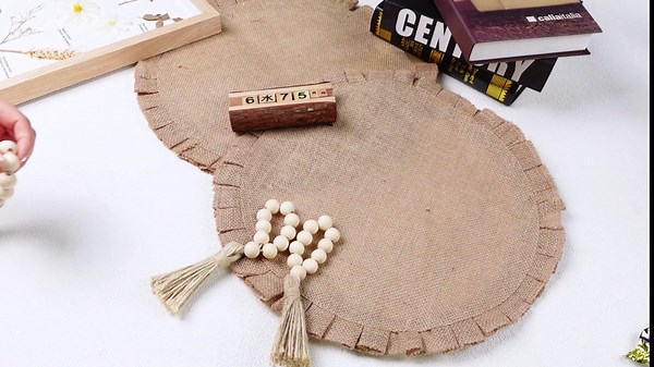 Round Boho Placemats with Tassels and Wood Bead Napkin Rings 15Inch Farmhouse Woven Paper Placemats for Natural Farmhouse Table Family Gatherings Birthdays Party Decor(6 Set, Vintage Style)