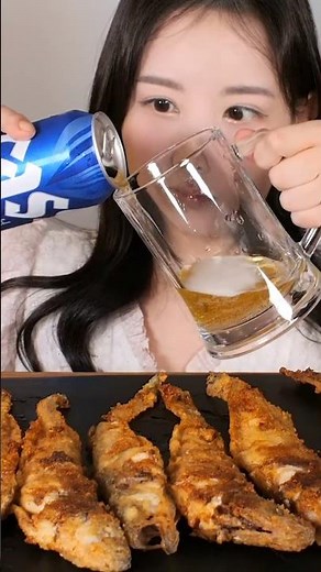 ASMR Korean; Delicious food, the crunchy sound is addictive! #shorts #koreanfood #food #eatingsounds