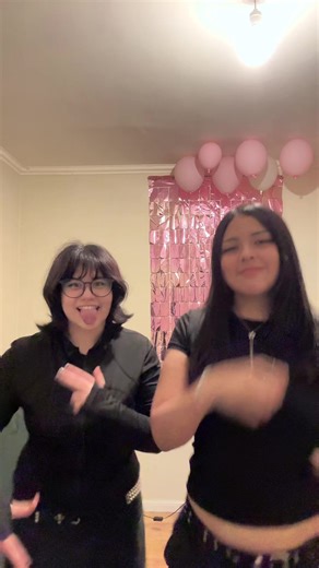 Hilarious Dance Moves That Will Make You Laugh