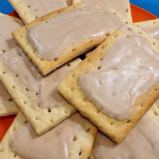 Cook in Toaster: Frosted Brown Sugar Cinnamon POP TARTS