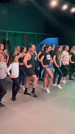 Feel the Music and Shake It Off with Taylor Swift's Dance Class