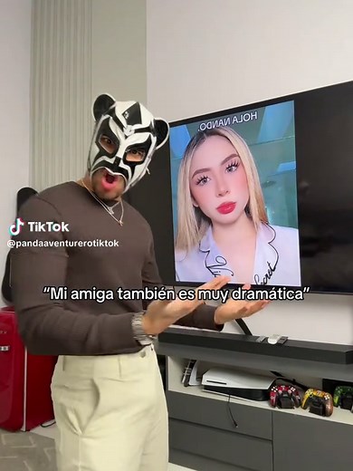 Karen Torres y Panda Aventurero en Vivo