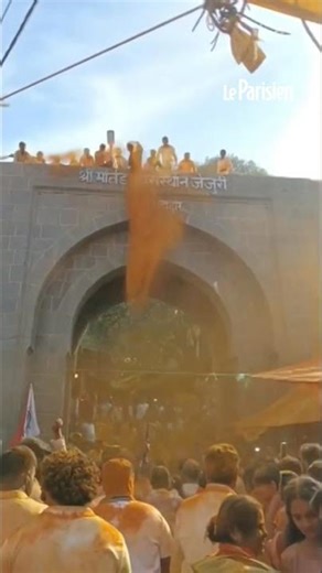 Inde : une poudre colorée déclenche un feu et blesse 18 personnes