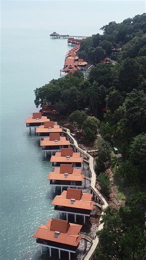 Step into luxury above the waves at #BerjayaLangkawiResort’s Premier Suite On Water. 🌊 Wake up to endless Andaman Sea views and unwind in pure tranquility. 🏝️✨ #VisitMalaysia2026 #SurrealExperiences #MalaysiaTrulyAsia #CutiCutiMalaysia | Berjaya Langkawi Resort - Malaysia