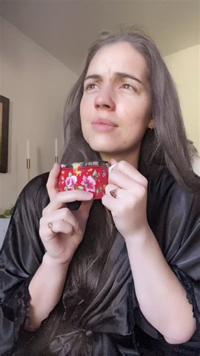 Seré ESA abuela: Alyssa Lavertue