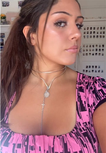 Everyday 2000s-Inspired Makeup Tutorial