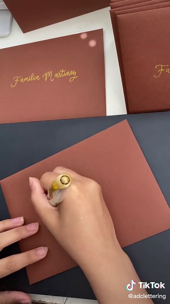 Handlettering Wedding Invitations with Golden Uni-ball Pen