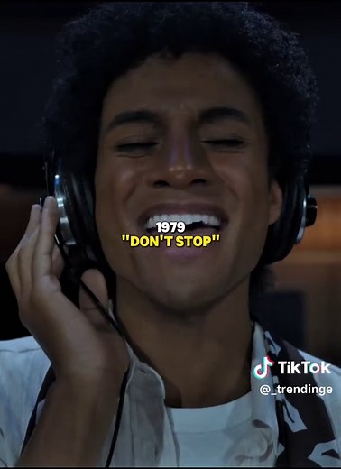 Jaafar Jackson as Michael Jackson – Who’s Lovin’ You performance