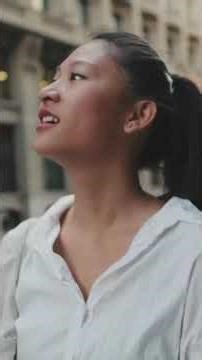 Logs vs Metrics vs Traces.