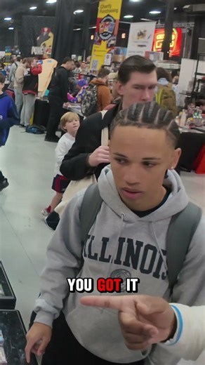 POKEMON VENDOR POV: LEGENDARY COLLECTION EEVEE!?